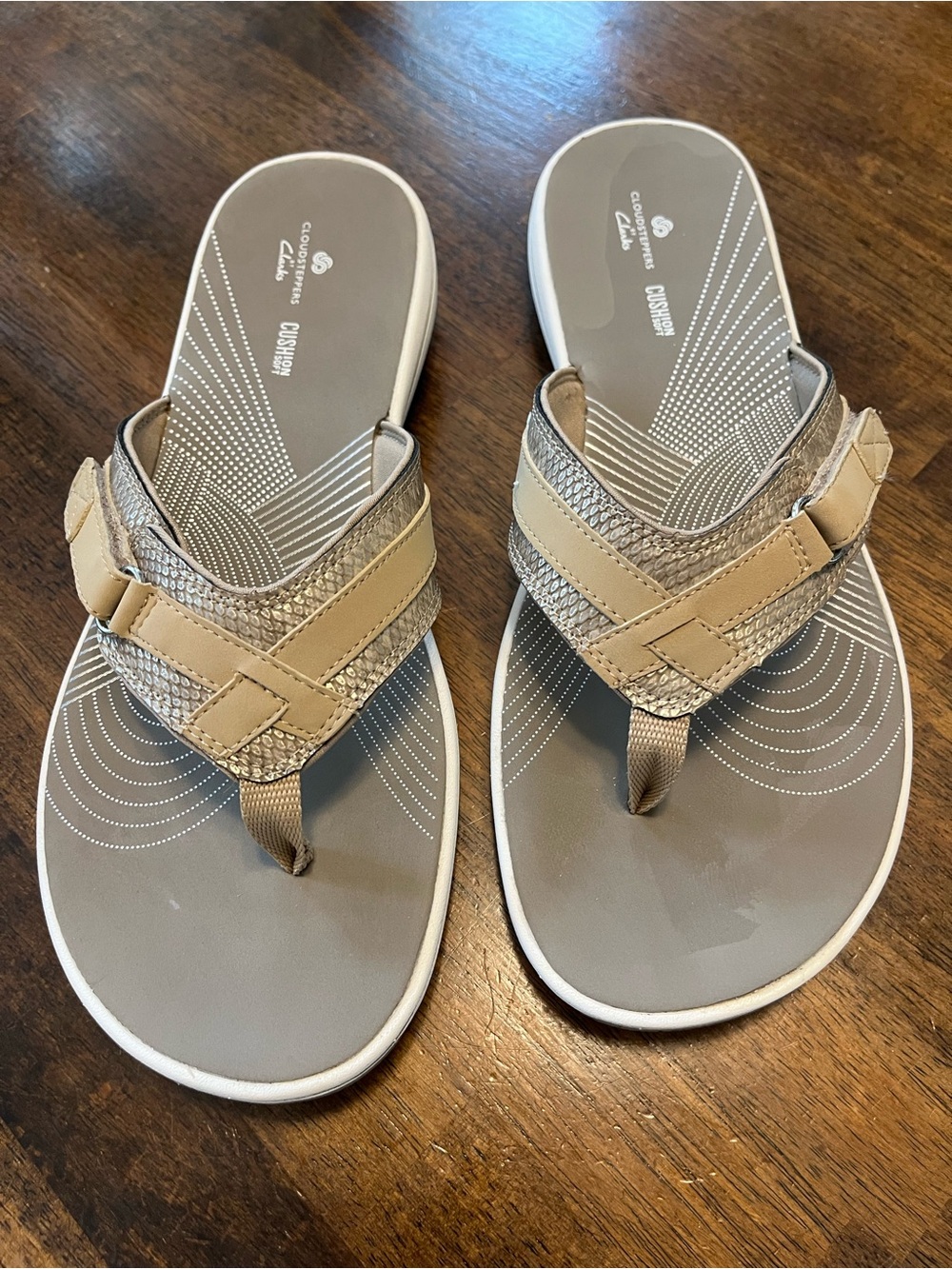 Clarks Beige Strap Cushion Flip Flops - Picture 4 of 8